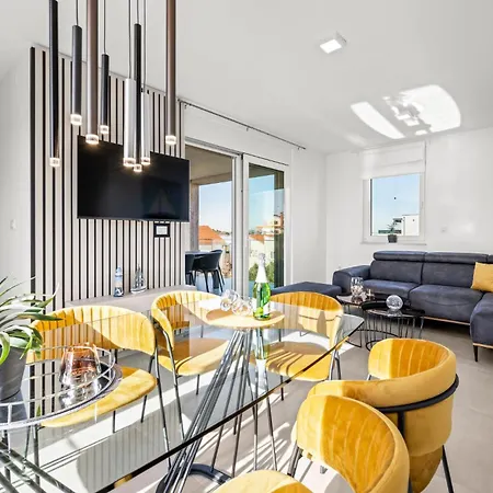 11 Bedroom Amazing In Σπίτι διακοπών *