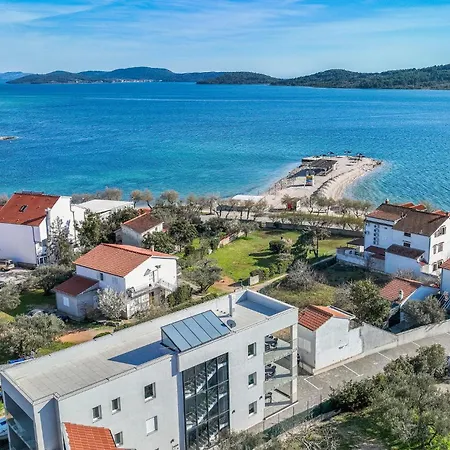 Σπίτι διακοπών 11 Bedroom Amazing In Srima