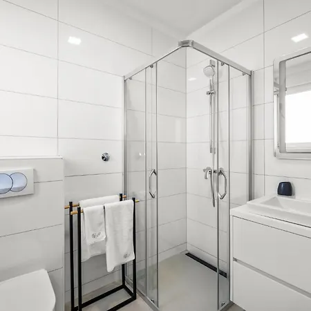 11 Bedroom Amazing In בית נופש סרימה