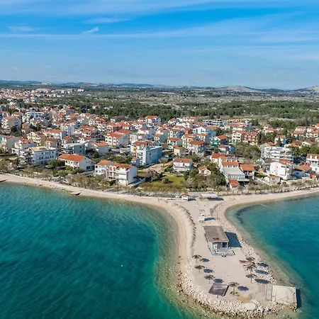 11 Bedroom Amazing In Σπίτι διακοπών Srima