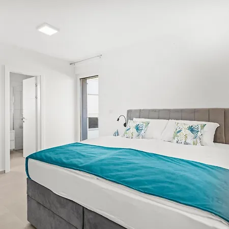 11 Bedroom Amazing In *