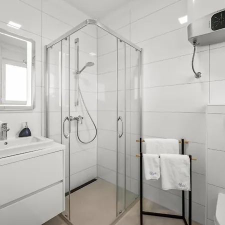 11 Bedroom Amazing In בית נופש סרימה