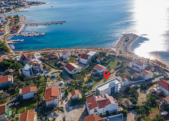 11 Bedroom Amazing In