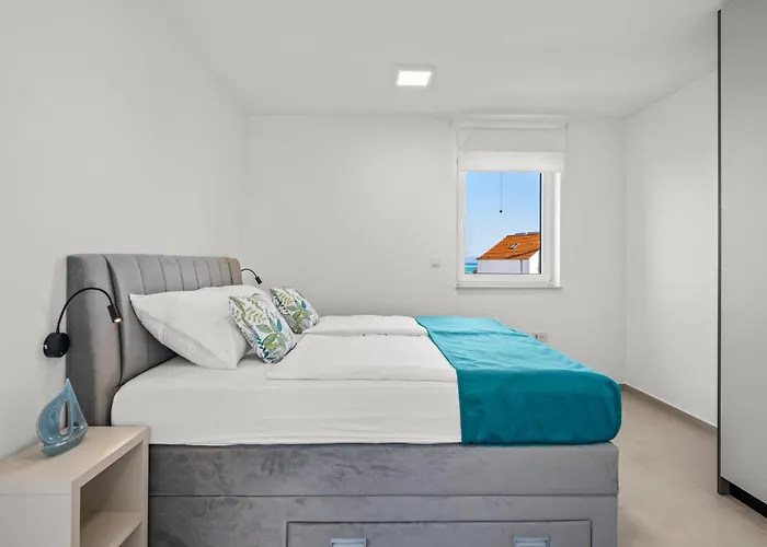 Vikendica 11 Bedroom Amazing In *