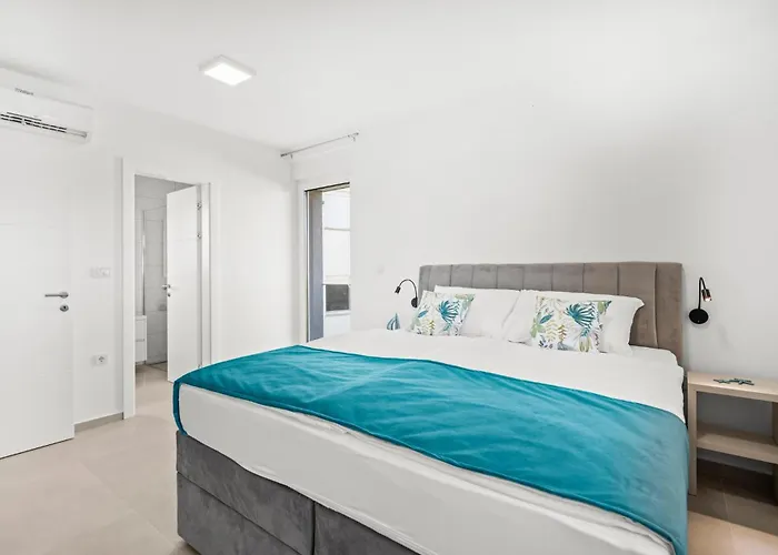 11 Bedroom Amazing In *