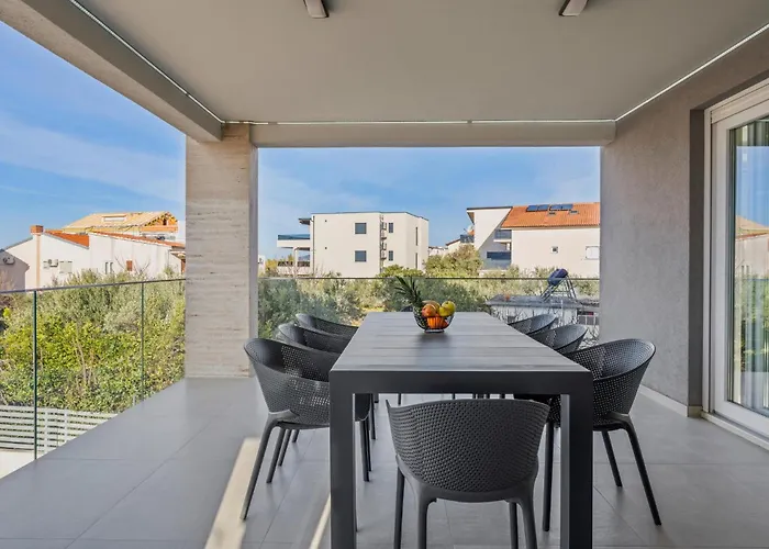 11 Bedroom Amazing In Vikendica Srima